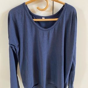 Lululemon long sleeved T